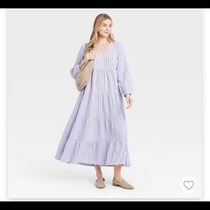 Purple dress with pockets